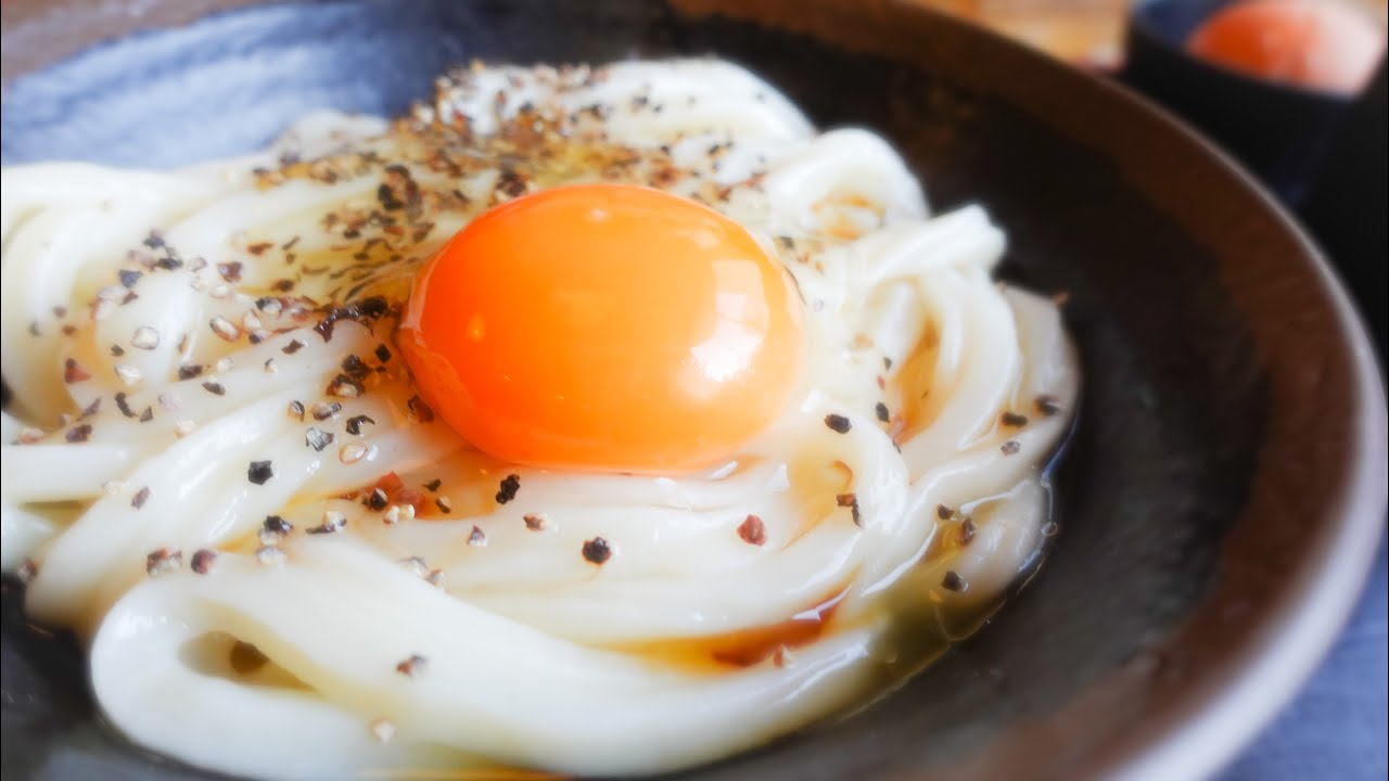 【日の出前から大行列!!高松でも1,2を争う本命店!!】うどん巡り1店舗目に最高な讃岐うどんの名店【うどんバカ一代】香川県高松市