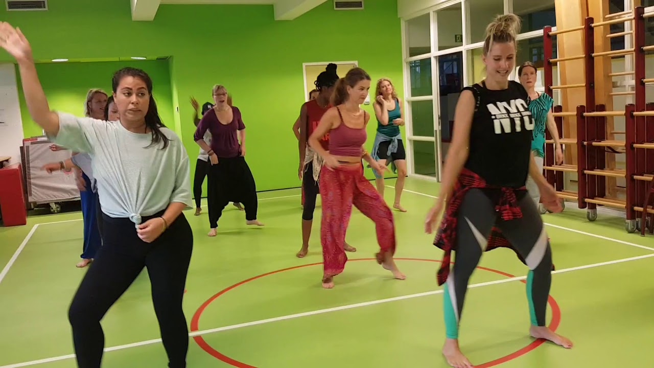 Sabar Talking drum from senegal *Amsterdam* rhymt Maam