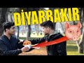 DİYARBAKIR'DA DOMUZ SOSİSİ YEDİRMEK!