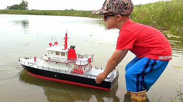RC ADVENTURES - NEW Capt. MOE & the AquaCraft Rescue 17 Fireboat RTR "SCALE BOAT"! #ProudParenting