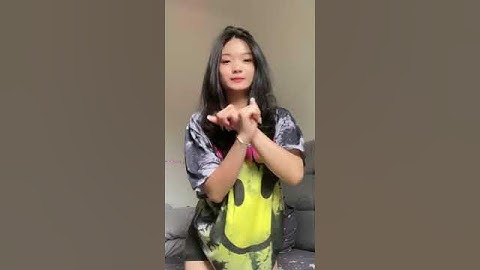 secara tidak langsung eunic bikin senyum😂#tiktok#eunicetjoaa#shorts
