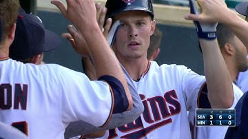 SEA@MIN: Kepler crushes a solo homer to deep right