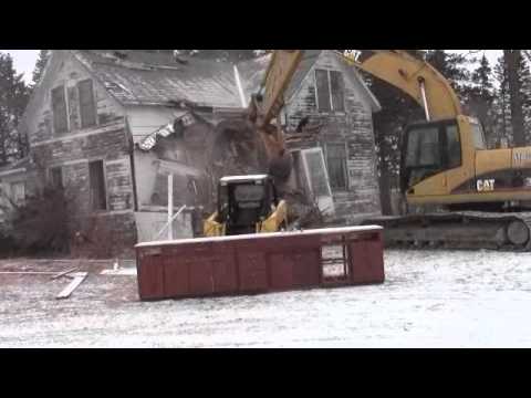 Retka House Demolition 1st Part(1/2)