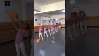 Download Lagu Back In Back MP3