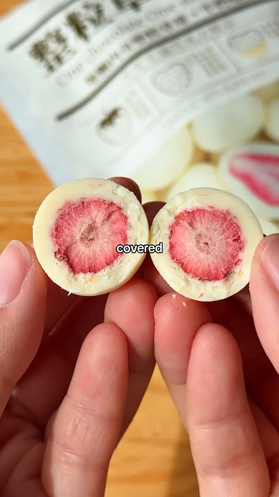 Trying White Chocolate Covered Freeze Dried Strawberries 🍓 #strawberry #chocolate #snack