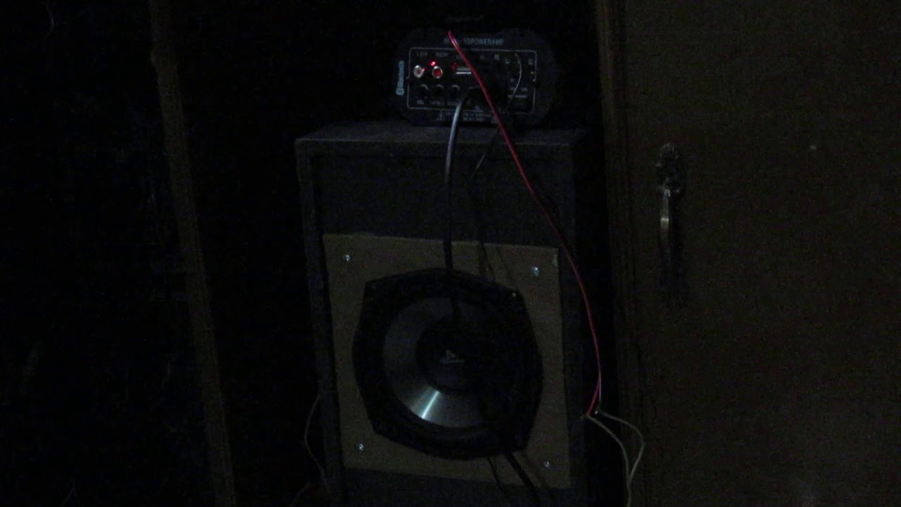 Superbass small speaker. Broadway speaker 5.24" subwoofer RMS 50- 100 watts and HIFI-Bass power amp.