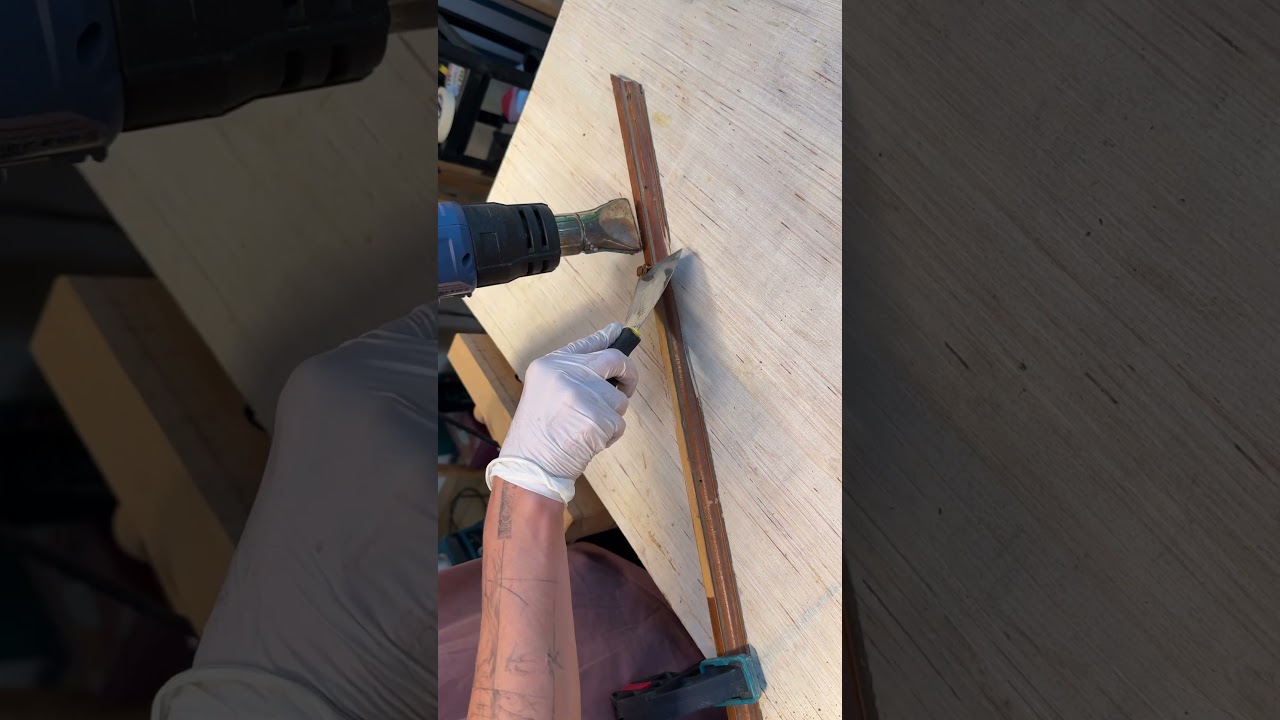 Заканчиваю реставрировать комод — единственную вещь, оставшуюся от моего дедушки.