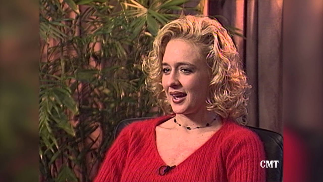 Cmt News Presents Mindy Mccready Fallen Angel Youtube