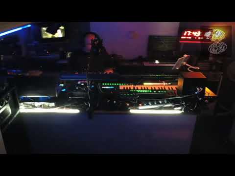 ELECTRONIC MUSIC WHIT " ELEKTRONIK SOUNDS" LIVE
