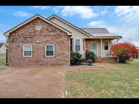 3025 Easy Goer Ln, Greenbrier, TN home video tour