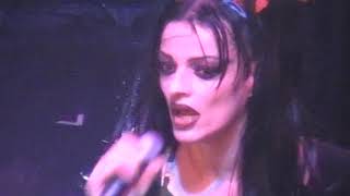 Nina Hagen live born to die in Berlin