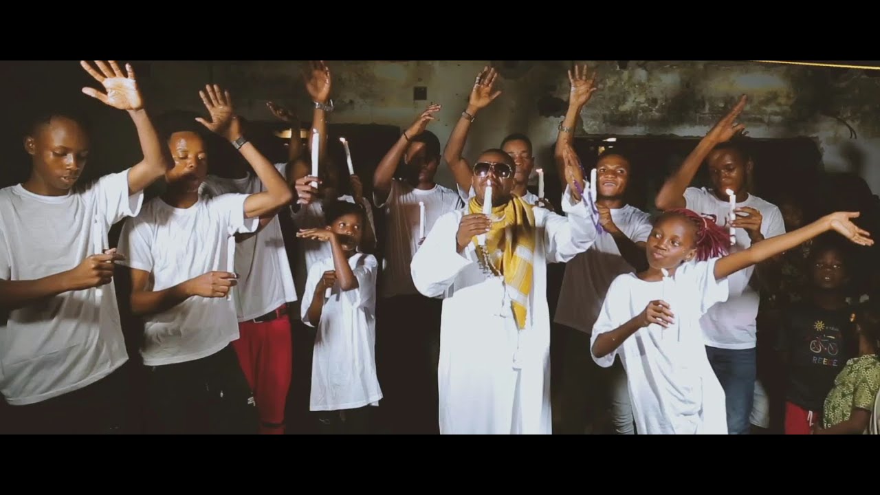 Arafat 23500 Volts - Hommage a DJ Arafat [ Clip Officiel ]