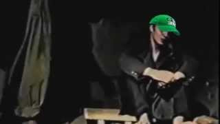 NE CHELOVEK .webm