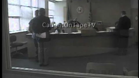 POLICE STING NABS CRIMINALS!