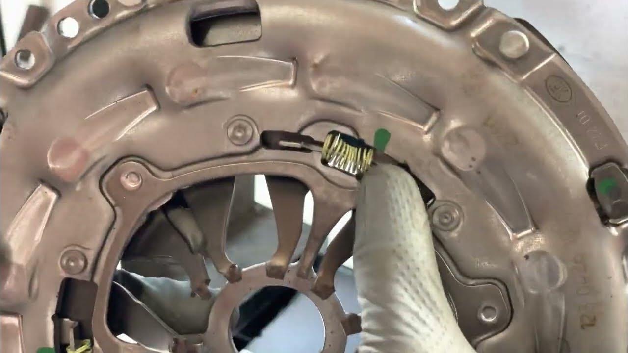 How to reset a Self Adjusting Clutch YouTube