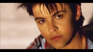 Video-Miniaturansicht von „Paul Young - Love Of the Common People (12inc Extended Version ) Remastered“