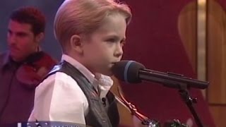 Miniatura de vídeo de "7 Year Old Hunter Hayes On Maury!"