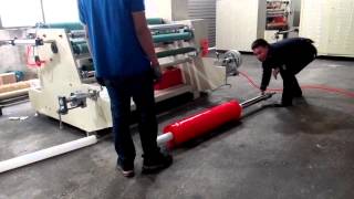 how to load the Jumbo roll rewinding machine 20150128 1 (whatsapp: 0086 13925825327)