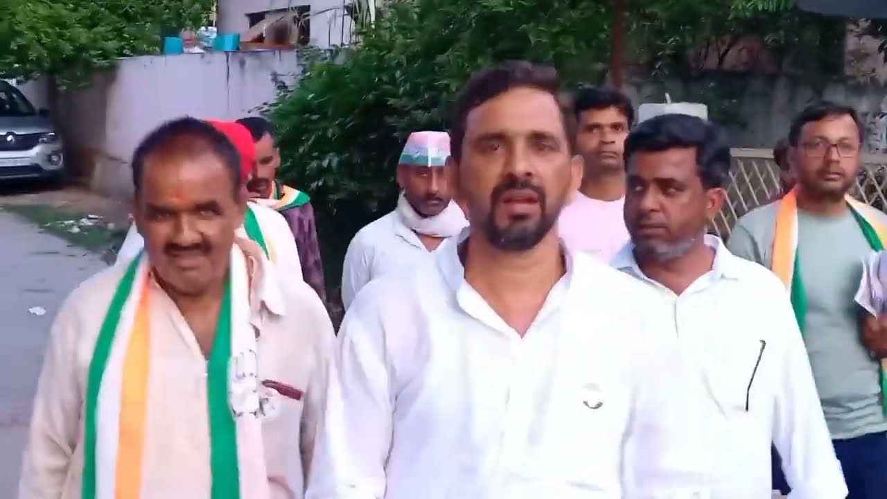 Congress candidate Ajay Mishra "Baba" campaign for Rewa mayor in Ward 15.