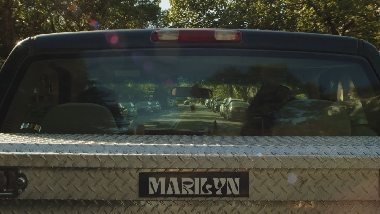 Marilyn - What's So Wrong (official music video)