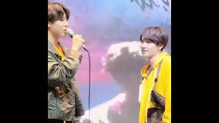 The way yoongi looking at jimin...😆