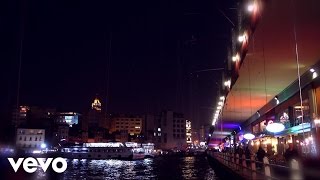 Istanbul City - Night Lights of Karaköy Resimi