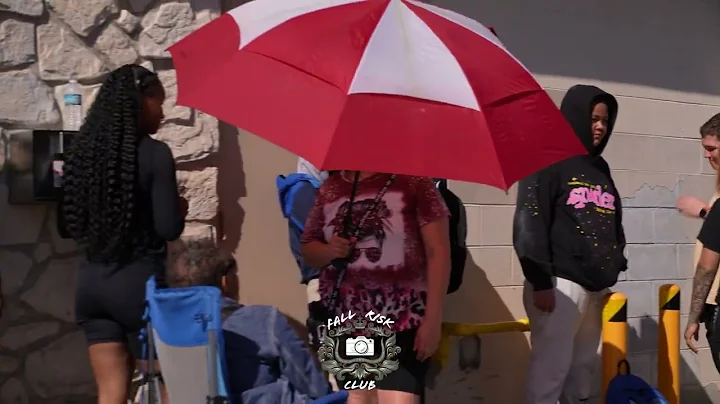 Buffalo Wild Wings go grand opening