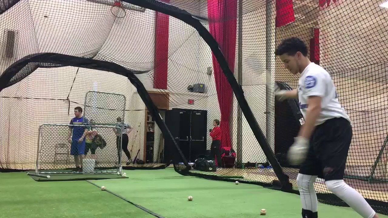 hitting the gym EAST KENTUCKY UNIVERSITY JUSTIN TAVARAS@HARLEM BASEBALL HITTING ACADEMY.