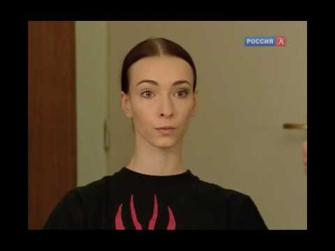 22.10.2016 Anna Tikhomirova and Artem Ovcharenko dance Spring Water at Bolshoi Theatre Ballet Gala