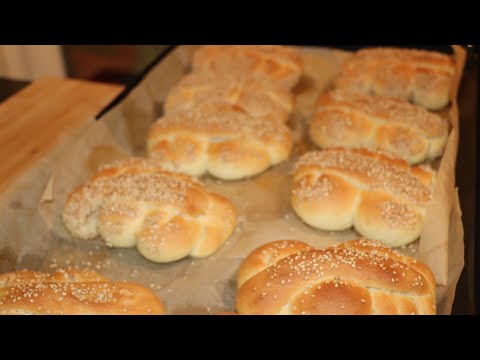 Mafalde siciliane, ricetta facile e veloce, pane tipico siciliano.