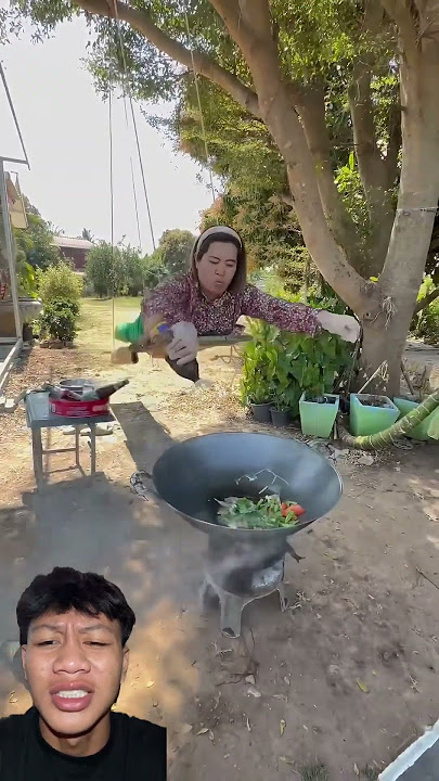 Cooking while playing on the swing #funny #comedy #love