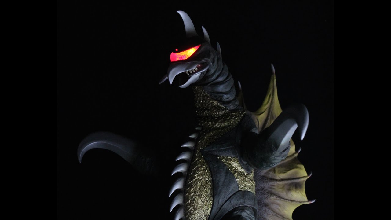 X-Plus 30cm Gigan '72 - YouTube