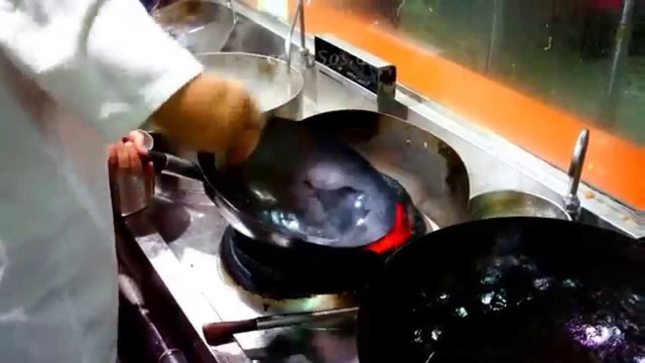 Chinese cooking with a wok * Cooking Chinese Noodles with a Wok YouTube