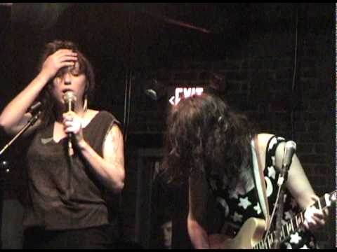 Those Darlins - Shakin' All Over / Night Jogger - Firehouse 13 - Providence, RI