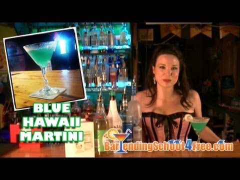 how-to-make-a-blue-hawaii-martini-(with-malibu-coconut-rum)