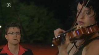 Ein Denkmal denkt 5 Minuten