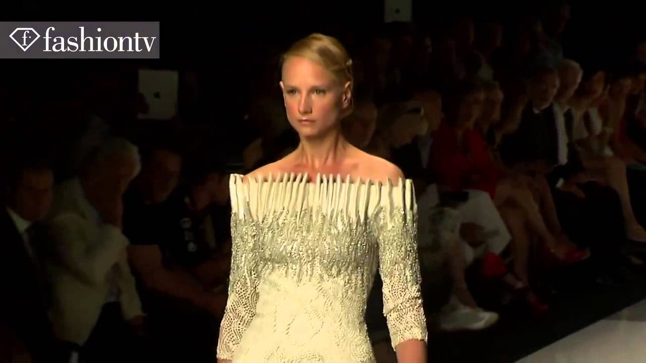 Tony Ward Otoño e Invierno 2013 2014 Show AltaRoma AltaModa FashionTV