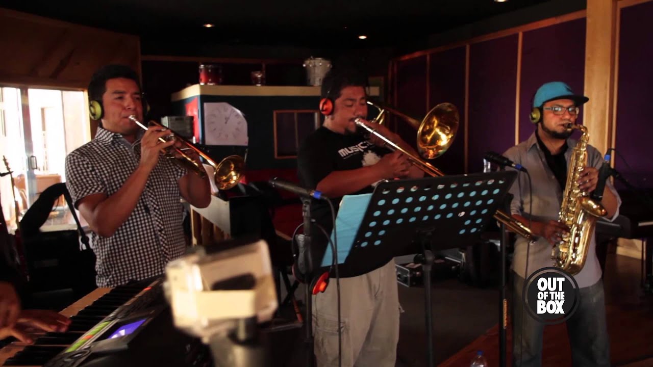 EXILIOS · "Buenos Días"