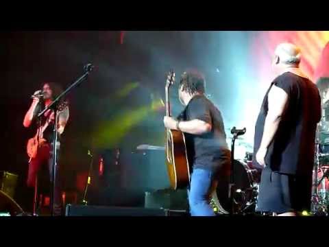 tenacious-d---beelzeboss-(the-final-showdown)---manchester-apollo