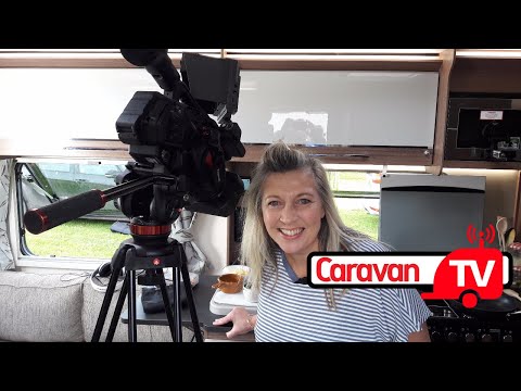 Caravan Cooking With The Rivrons Recipe Prawn Halloumi Salad Caravan Magazine-11-08-2015