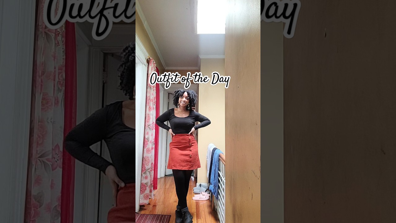 OOTD! 🍂🖤 Cozy chic with a black top, burnt orange skirt & leggings. Would you wear this? 