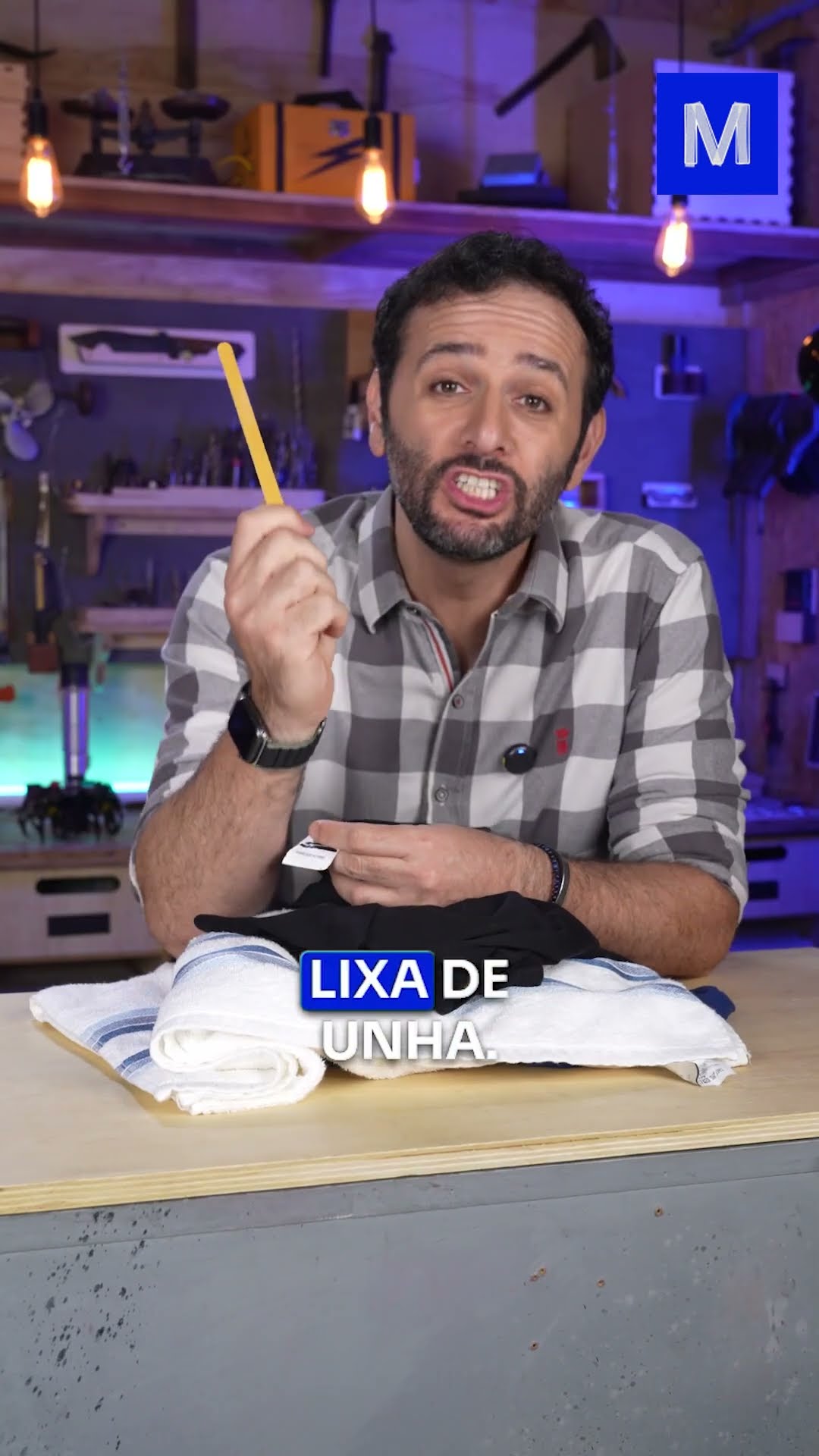Aprenda a TIRAR ETIQUETA com LIXA de UNHA