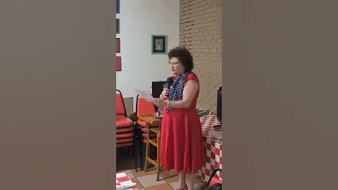 Katherine Herrin-Keith recites the Vietnam War Vet...