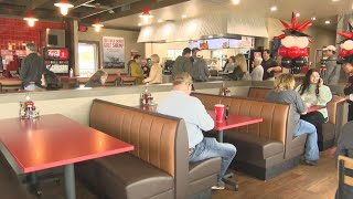 Made in Acadiana: Off the Hook holds grand opening for first Acadiana location