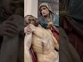 María Dolorosa Recibe A Su Hijo Jesús En Sus Brazos María Dolorosa Recibe A Su Hijo Jesús En Sus Brazos
