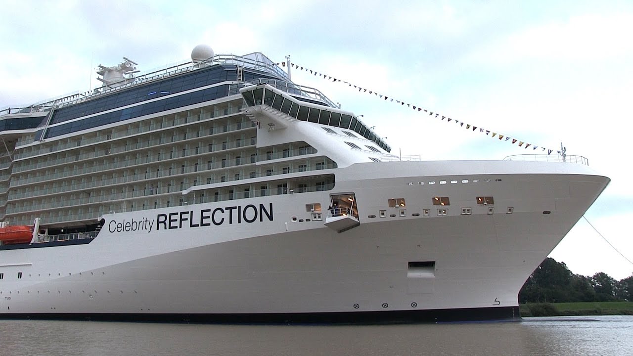 Celebrity Reflection Emsüberführung (Engstelle zwischen Weener und Papenburg)