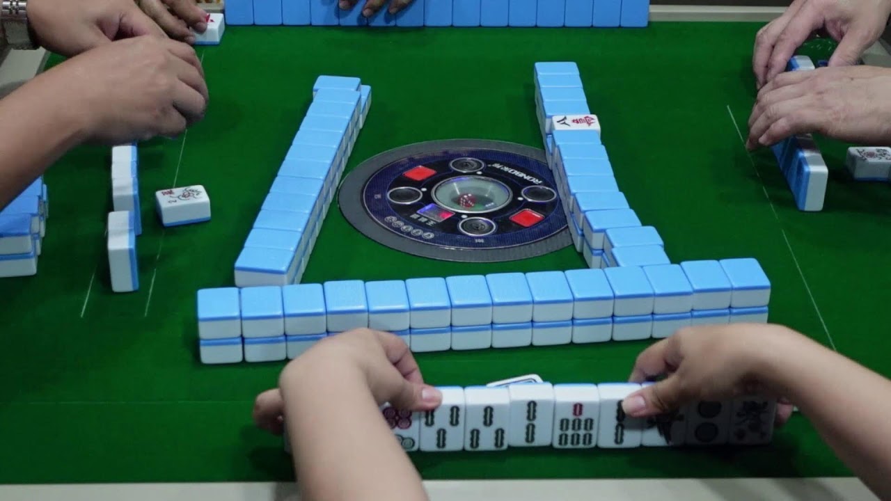 Mahjong Live Session Again - Madam Lyka on Cam