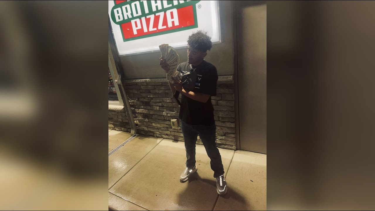 AK-47 (diss) [Official Lyric Video] - ej $ (the profit) - YouTube