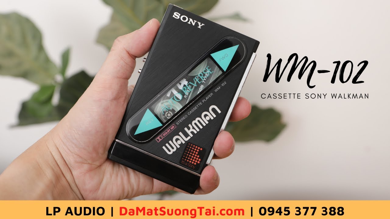 SONY WALKMAN カセットウォークマン 例える WM-102 BLACK 