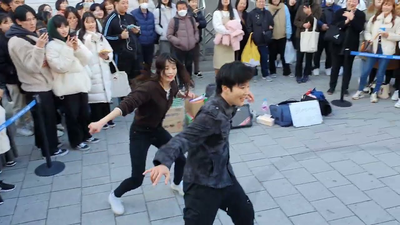 [STREET ARTIST] YU KAGAWA & HYOJIN. PEPERO DAY HONGDAE BUSKING. 231111.